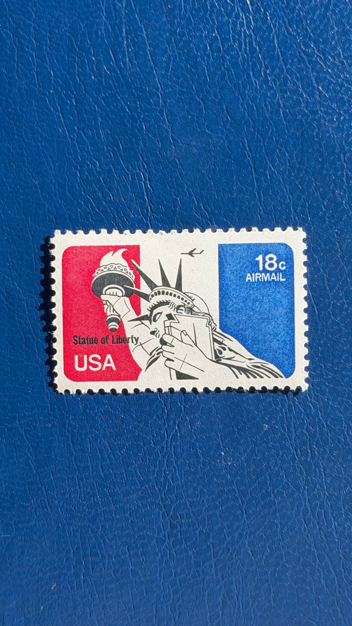 STATUE OF LIBERTY - AMERICA